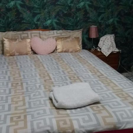 Spacious Double Room Located Within Walking Distance To Seaside And Town Dover Zewnętrze zdjęcie